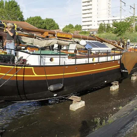 Πλωτό κατάλυμα Bateau Elisabeth Ναντ